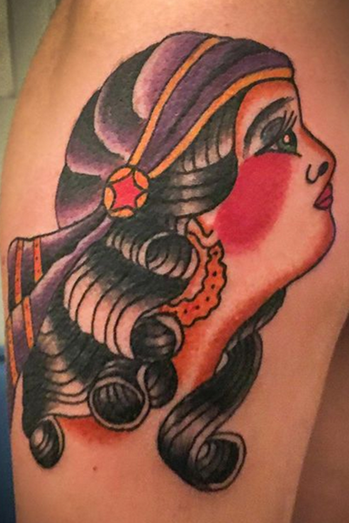 Traditional tattoo piece by Camelot Rose