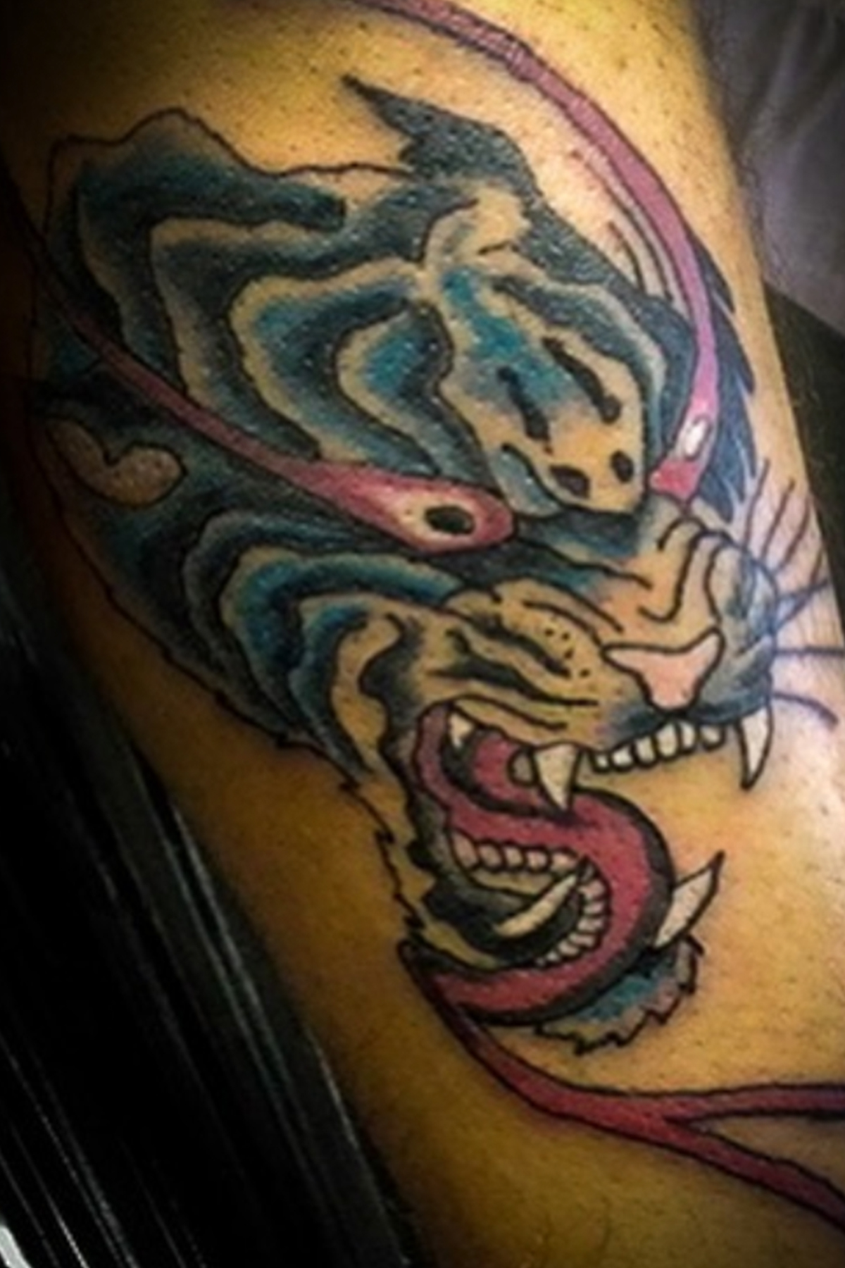 Traditional tattoo piece by Camelot Rose